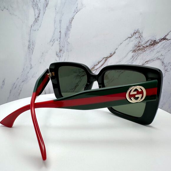 STYLISH New GUCCI Sunglasses Black Gold 3D Metal Logo Square Red Green Web Arms main image 9